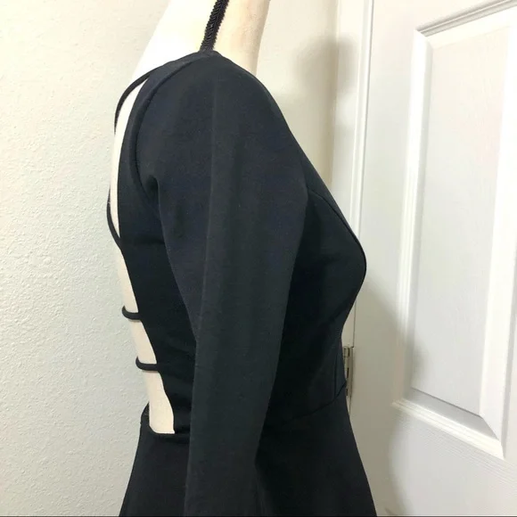 NWT LULU’S Don’t Stop the Beat Backless Crisscross Skater Dress Blk Sz M - Picture 6 of 15